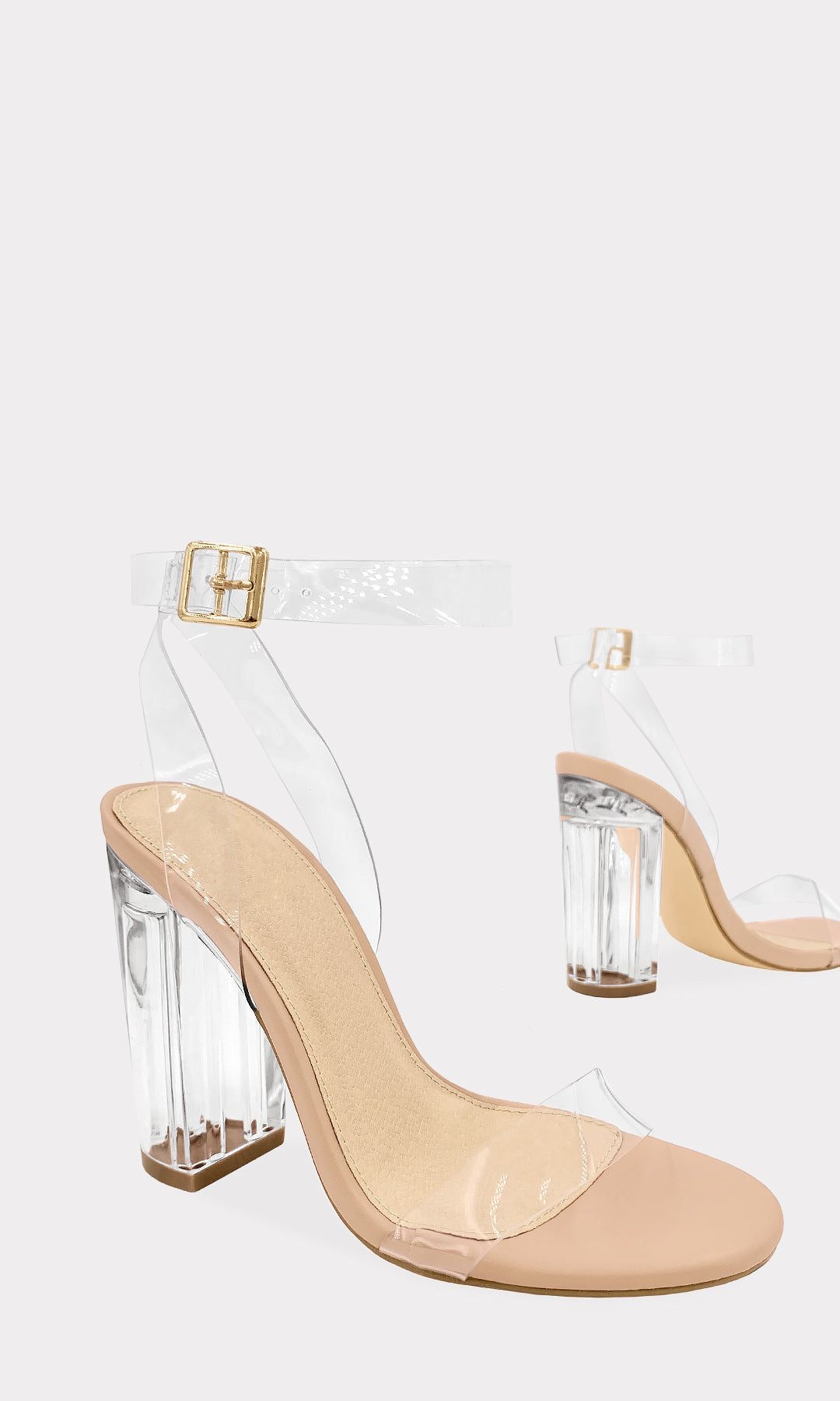 Tacones Sydnee – Elegancia Transparente