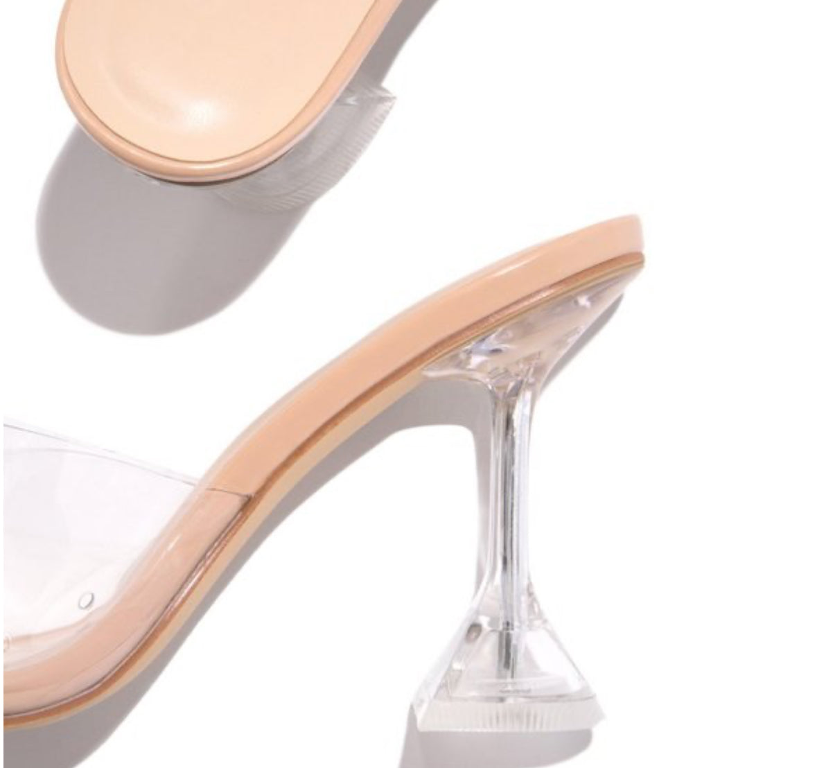 Aura Nude